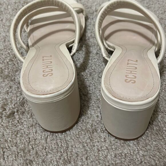 Schutz Women's 11 Block Heel Leather Strappy Slip On Sandals Ivory Cream New - Picture 3 of 9